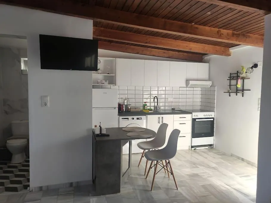 Ρετιρέ Με Θέα Το Ηράκλειο Apartment Heraklion  0*, Heraklion (Crete)